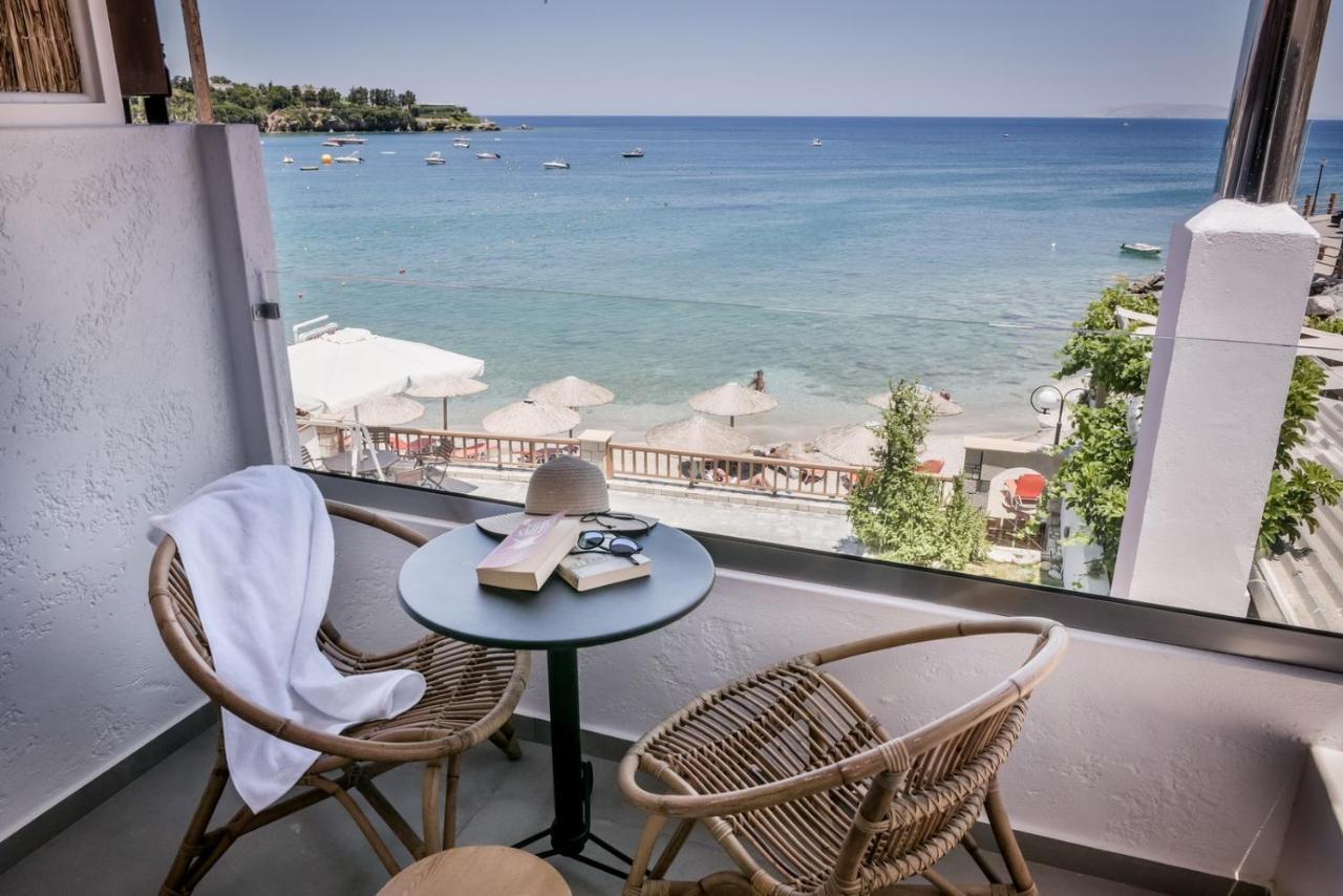 Laia Seafront Luxury Apartments Αγία Πελαγία  Εξωτερικό φωτογραφία