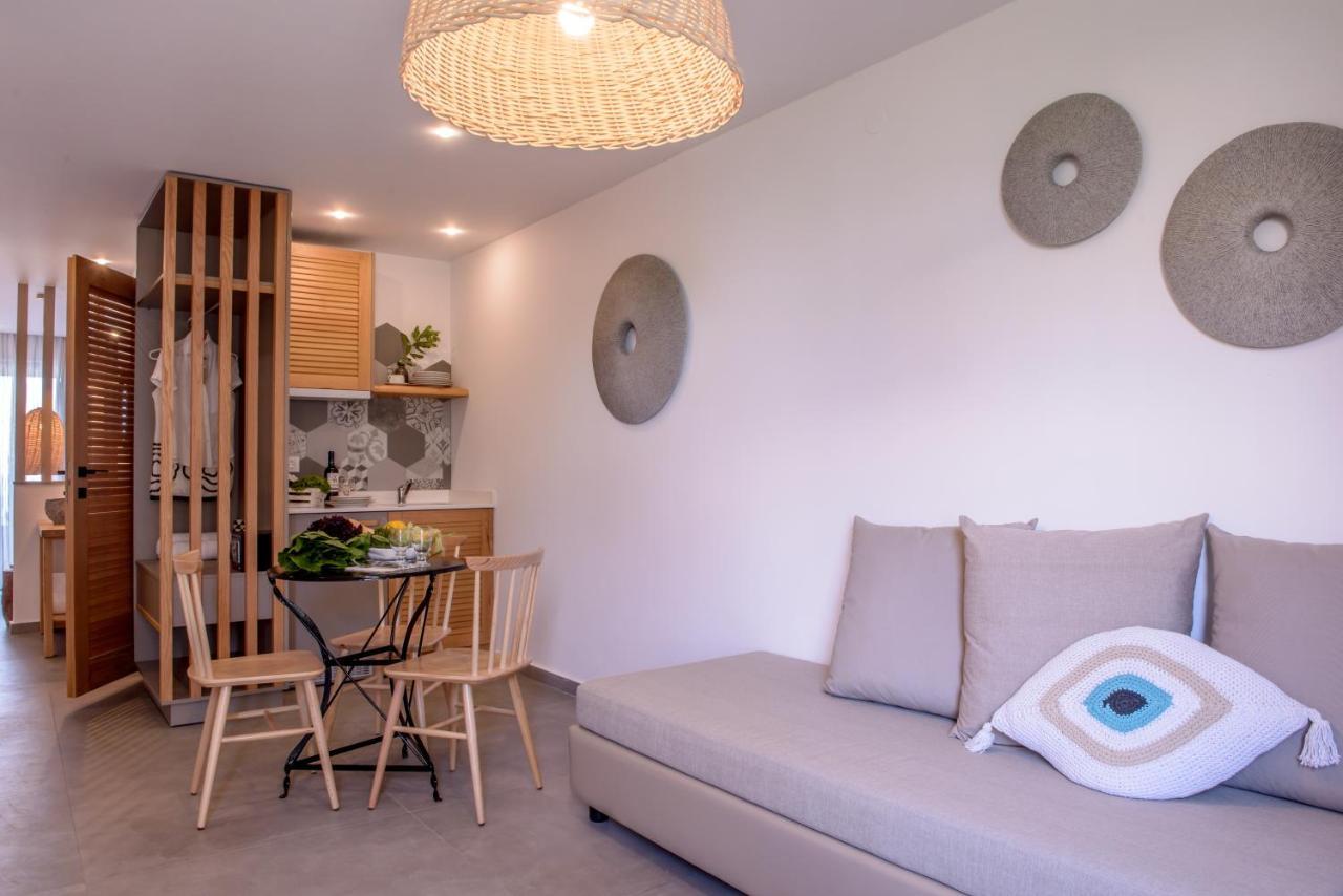 Laia Seafront Luxury Apartments Αγία Πελαγία  Εξωτερικό φωτογραφία